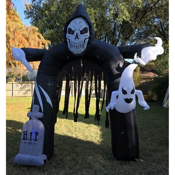 The Unbranded Brand Other - Halloween Inflatable Archway Grim Reaper Skull Ghost RIP Tombstone Yard Decor